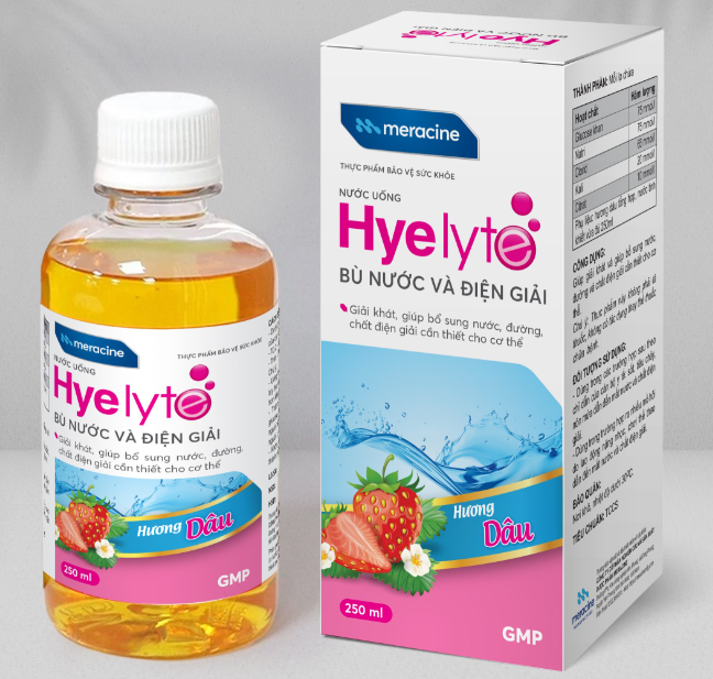 Oresol Hyelyte hương Dâu DP Việt Đức (Chai 250ml)